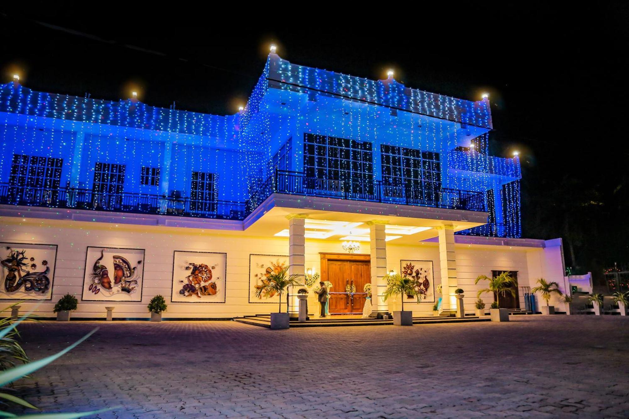Aurora Banquet And Hotel チラウ エクステリア 写真